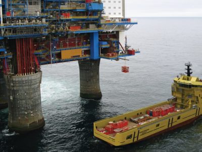 Platform_Supply_Vessel_3300_World_Diamond